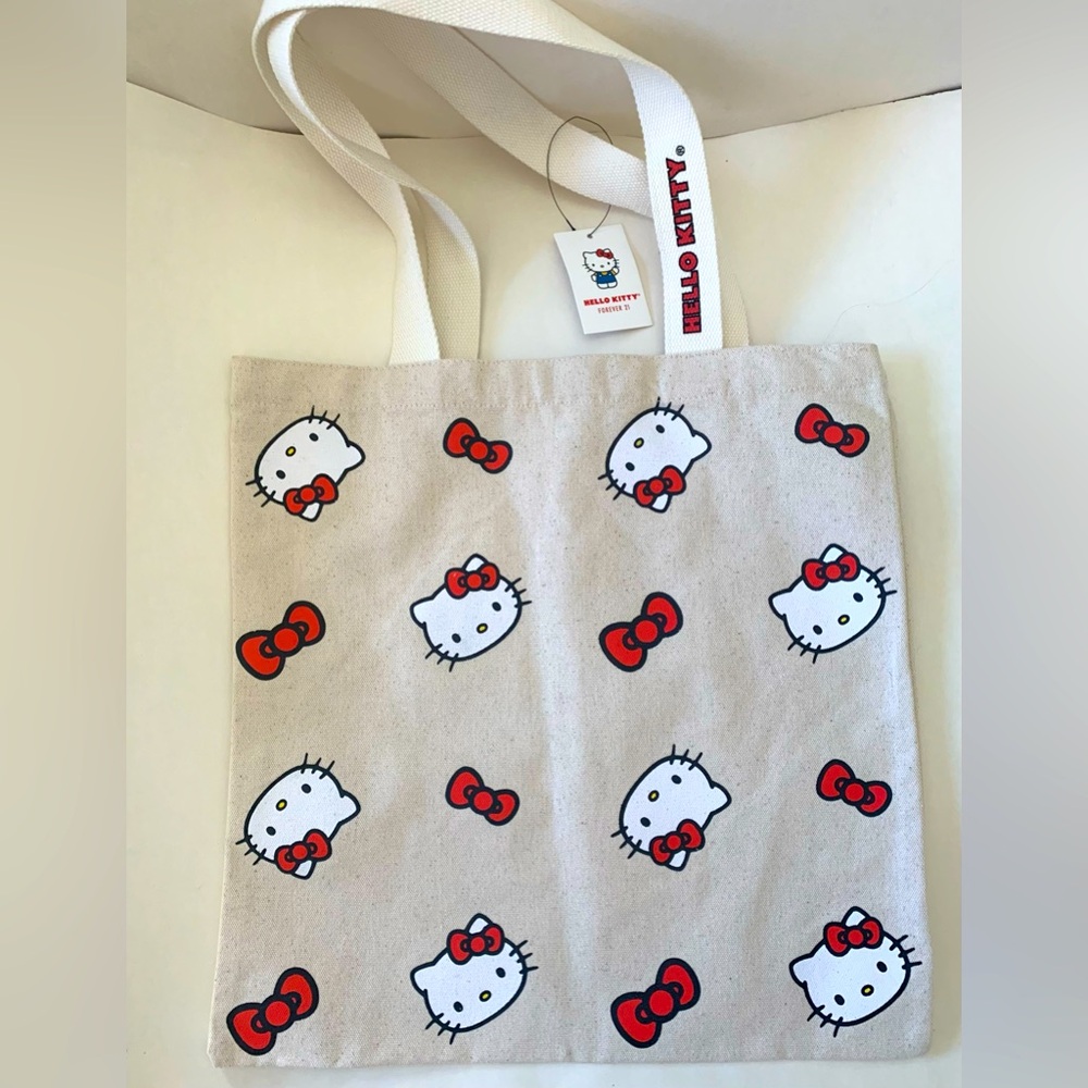 NWT Forever 21 Hello Kitty White Tote with Red and Blue Accents